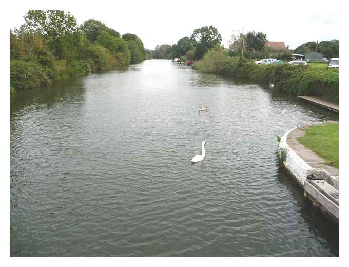 Gloucester and Sharpness Canal, Purton © Chris Gunns and licensed for reuse under this Creative Commons Licence