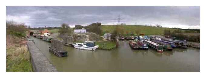 Foxhangers Wharf - © Chris Franklin