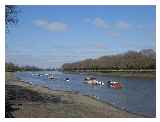 Looking towards Hammersmith Bridge © Vivien Thorne