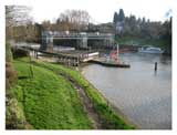 East Farleigh Lock © Richard Byrom