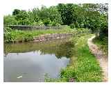 Aquaduct over river © Brian at www.wiganworld.co.uk