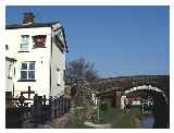 Bridge Inn © Mark Salisbury